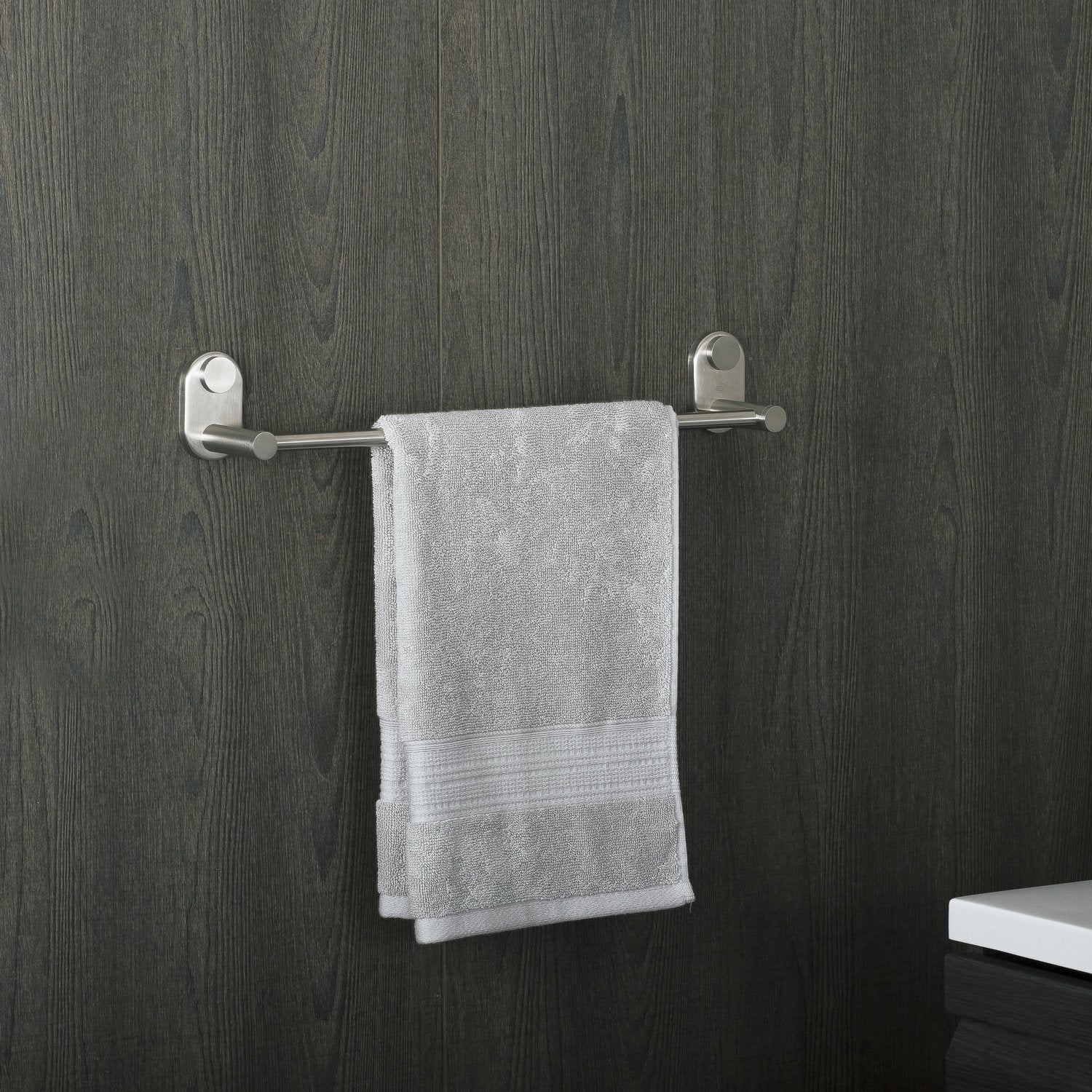 DAX Single Towel Bar, Wall Mount Stainless Steel, Polish Finish, 18 x 2-3/4 x 3-1/8 Inches (DAX-G0203-P-18)