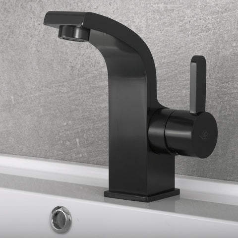 DAX Single Handle Bathroom Faucet, Brass Body, Matte Black Finish, 3-15/16 x 5-15/16 Inches (DAX-8260-PB)